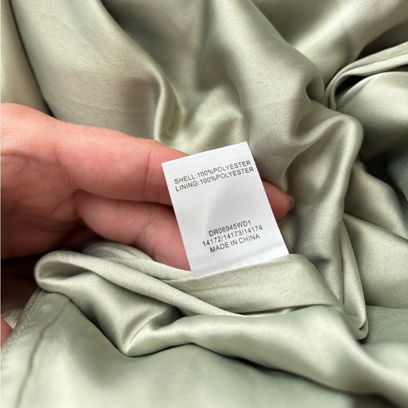 NWT MESHKI Harley Off The Shoulder Cross Satin Maxi Dress in Sage Green Size XS - Picture 6 of 9